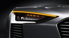      Audi e-tron Spyder